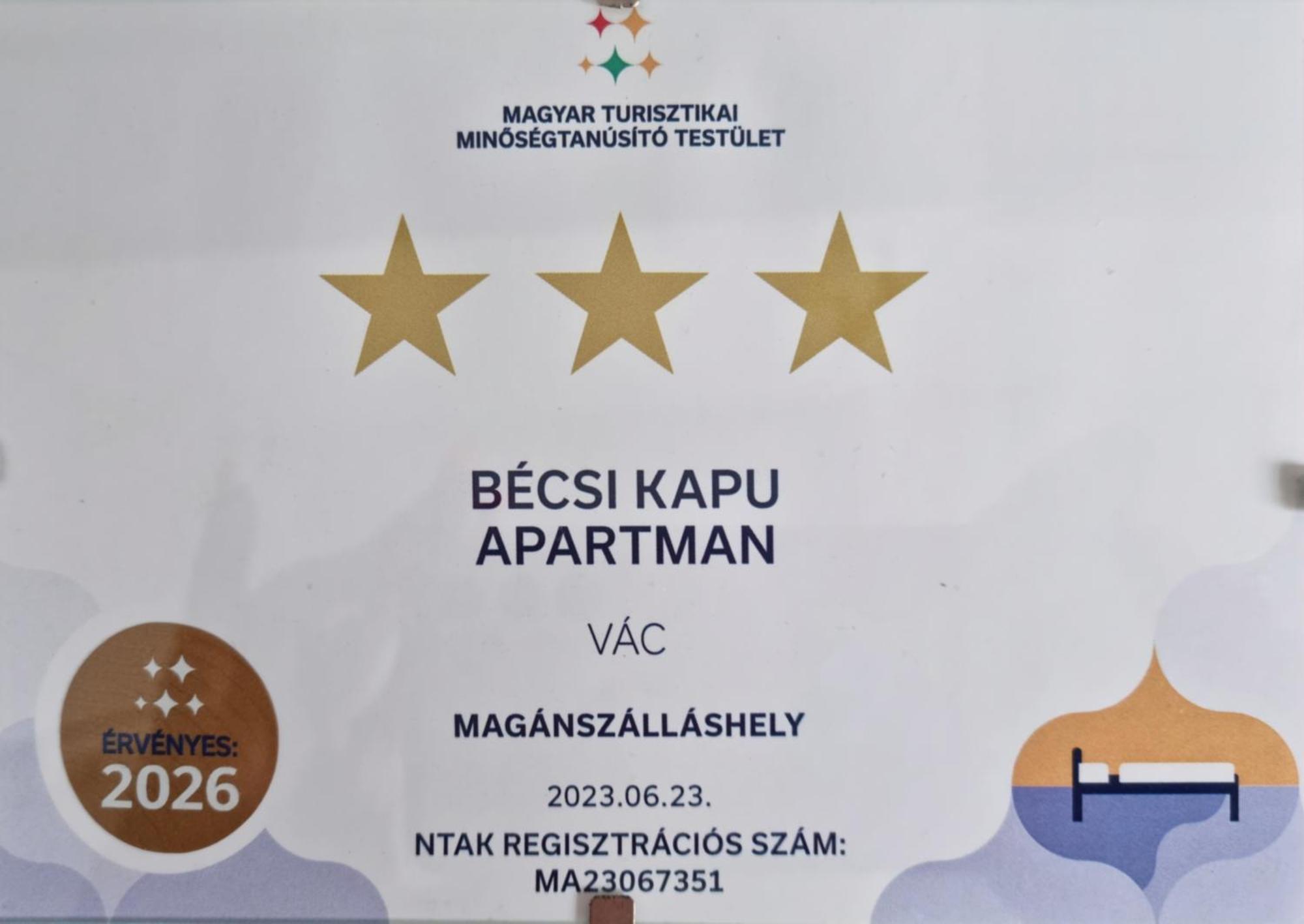 Becsi Kapu Apartman Apartment Vac Exterior photo